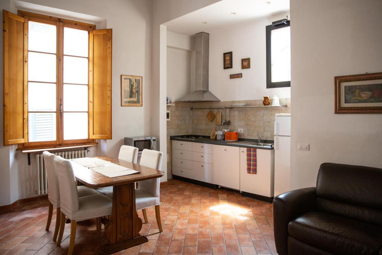 Lovely One Bedroom Apartment Nearby Ponte Vecchio ฟลอเรนซ์ ภายนอก รูปภาพ
